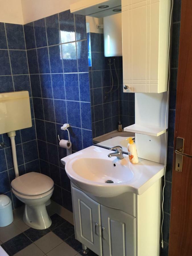 Apartmani Nina Шибеник Екстер'єр фото