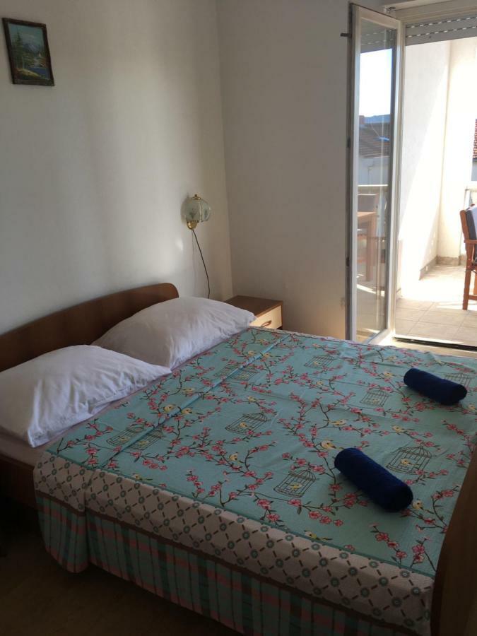 Apartmani Nina Шибеник Екстер'єр фото
